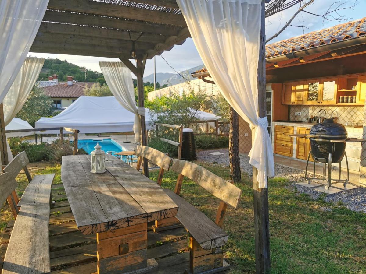 Cebron Family Estate Hotel Branik Kültér fotó